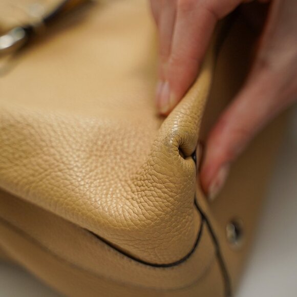 Vintage Coach "Penelope" Pebbled Shoulder Handbag - Picture 8 of 16